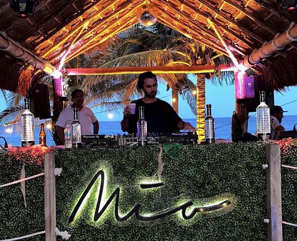 mia beach club tulum